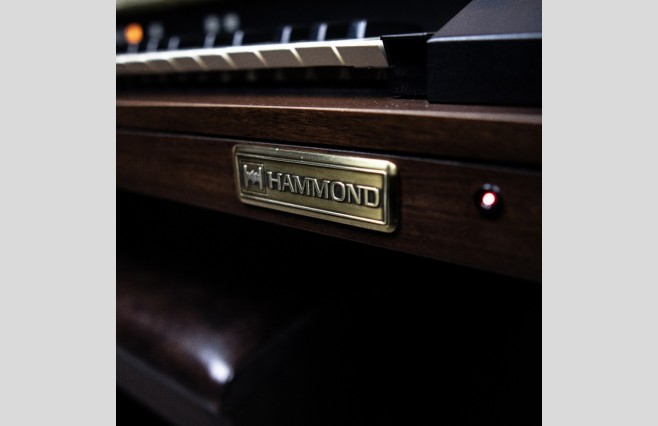 Used Hammond XT100 Organ All Inclusive Top Grade Package (SN:98010147) - Image 16